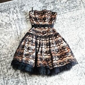 Jessica McClintock for Gunne Sax vintage tulle lace strapless dress with sash